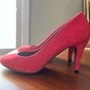 Liz Claiborne Suede Red Heels Size 7 M